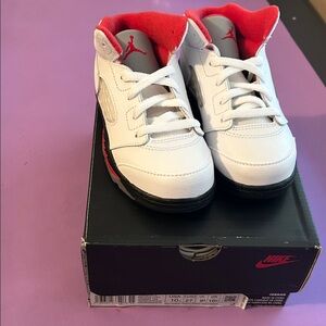 Jordan 5 Retro “Fire Red” (TD)